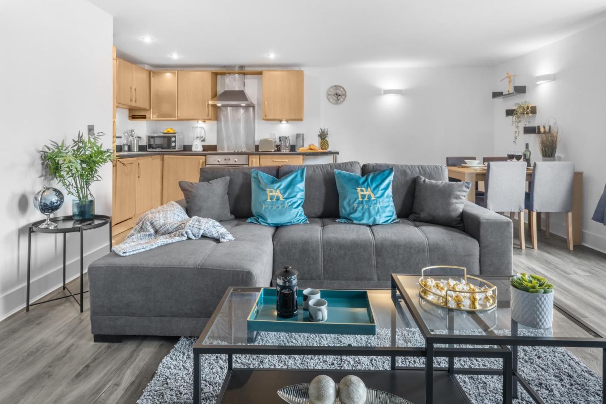 Pluxa Globe - Spacious Apartment In Jq With Parking برمنغهام المظهر الخارجي الصورة