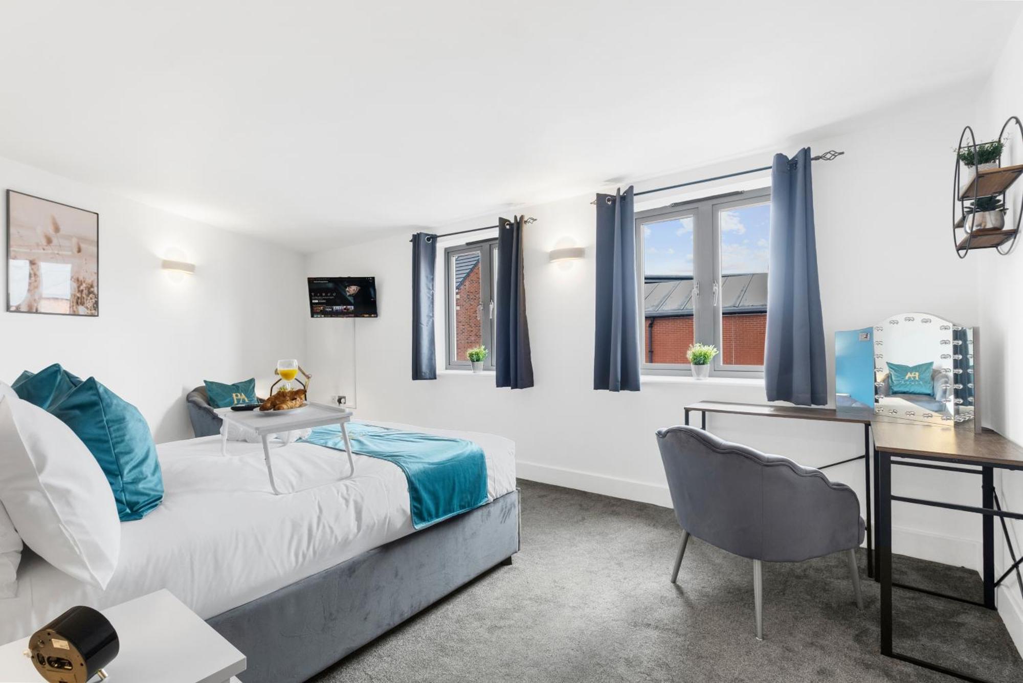 Pluxa Globe - Spacious Apartment In Jq With Parking برمنغهام المظهر الخارجي الصورة