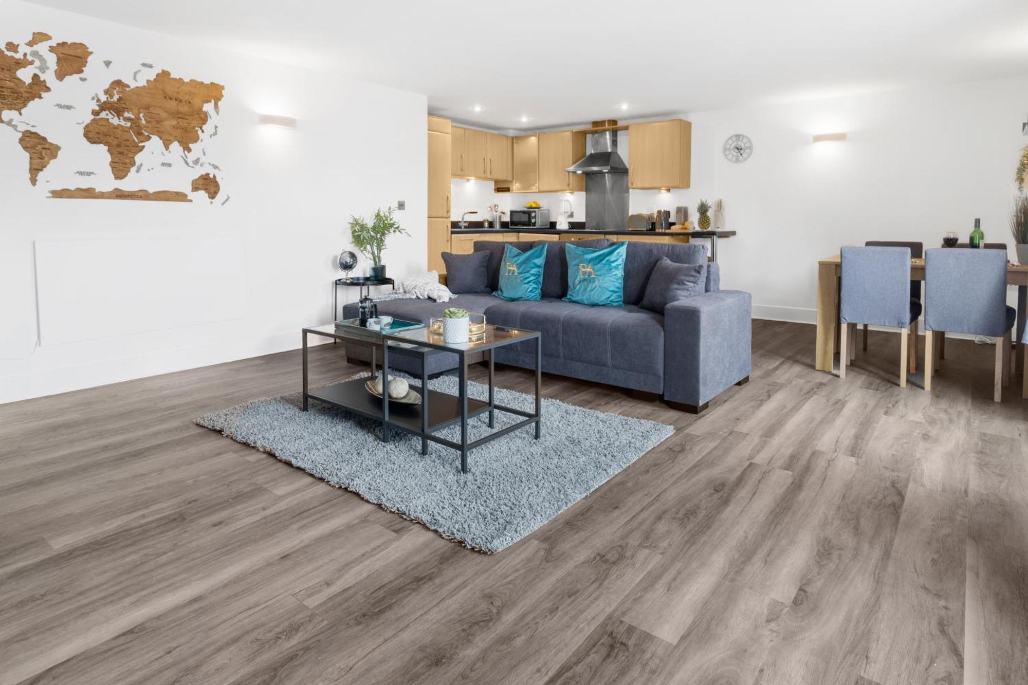Pluxa Globe - Spacious Apartment In Jq With Parking برمنغهام المظهر الخارجي الصورة